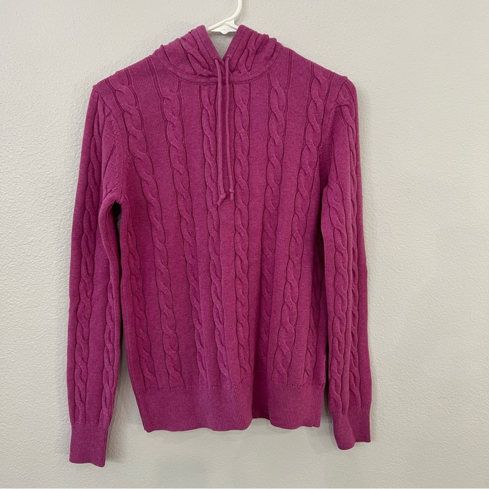 NWOT. 100% Cotton Cable Knit Pullover Hoodie. Rose Pink. Size Small